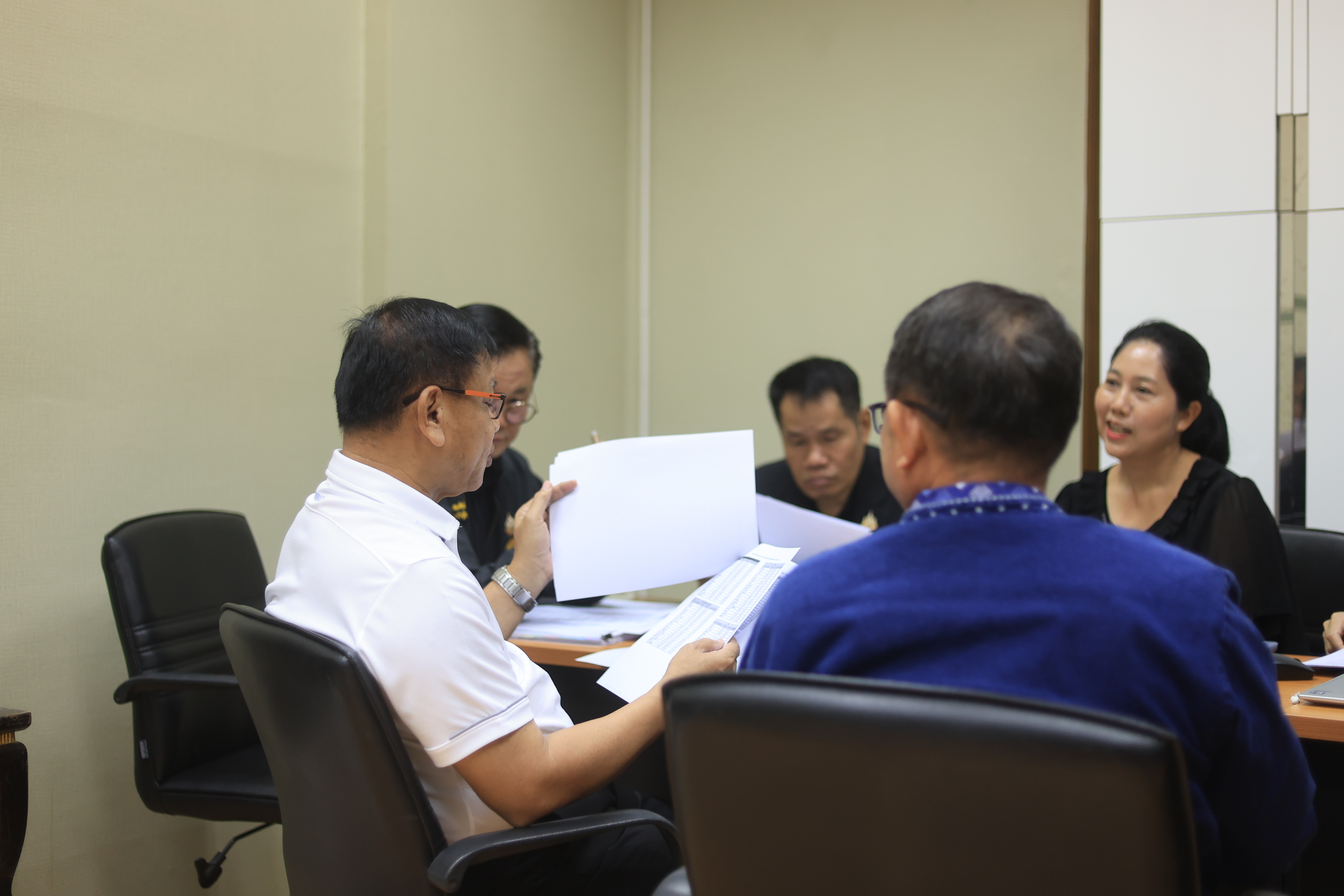 title - คณะผู้ตรวจราชการกรม ประชุมพิจารณาร่างหลักเกณฑ์การคัดเลือกรางวัลให้กับหน่วยงาน ส.ป.ก.จังหวัด สำหรับทีมผู้ตรวจราชการกรม ส.ป.ก.